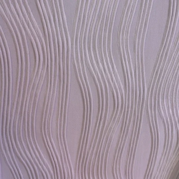 White texture shirt - Picture 2 of 4